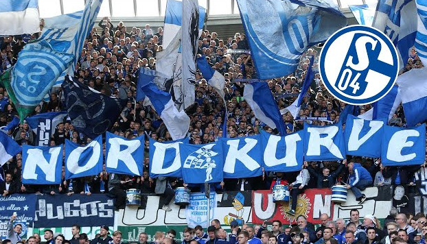 De Cultuur van de Schalke Ultras Een Krachtige Stem in Gelsenkirchen